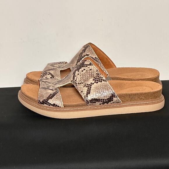 Clarks Arwell Walk Leather Sandal Sz 8W Excellent Shape! - Picture 3 of 7